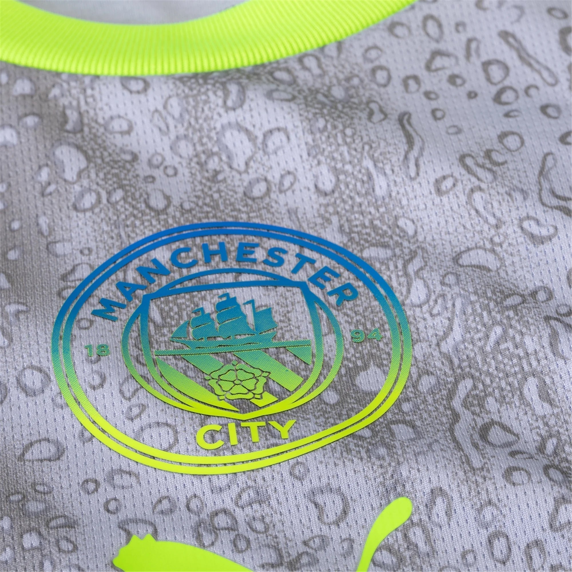 Puma Men's Manchester City Gundogan Third Jersey w/ EPL + No Room For Racism Patches 25/26 (Cool Weather/Pro Green)