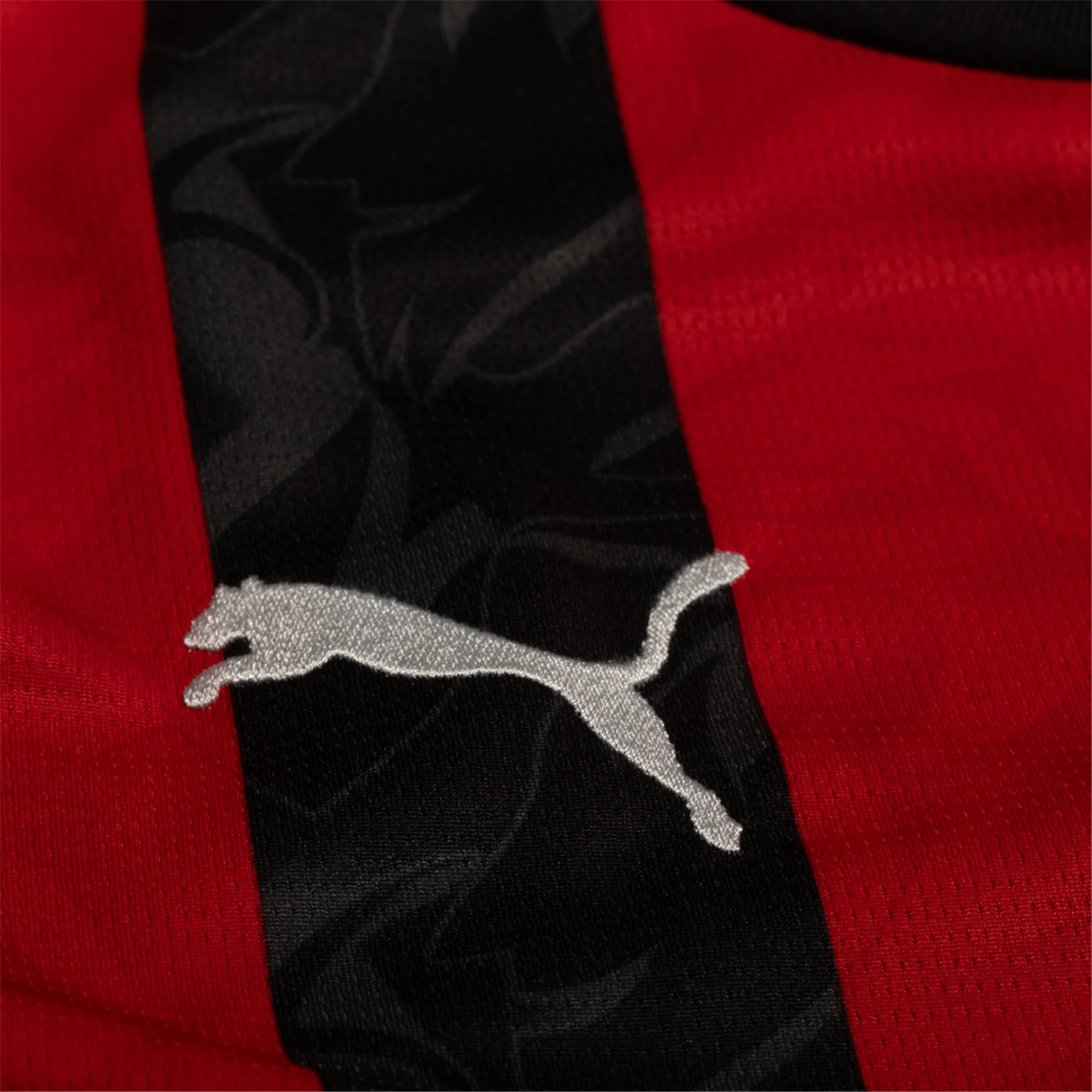 Puma Bondo Men's AC Milan Home Jersey w/ Champions League Patches 25/26 (Red/Black)