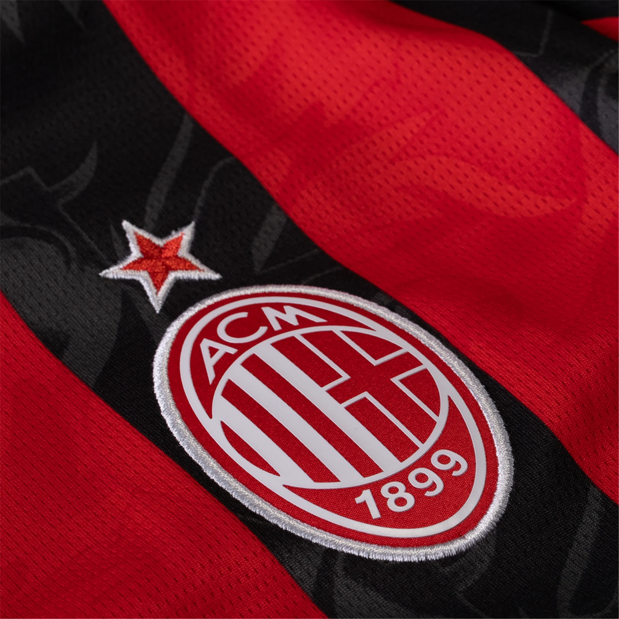 Puma Luka Modric Men's AC Milan Home Jersey w/ Champions League Patches 25/26 (Red/Black)
